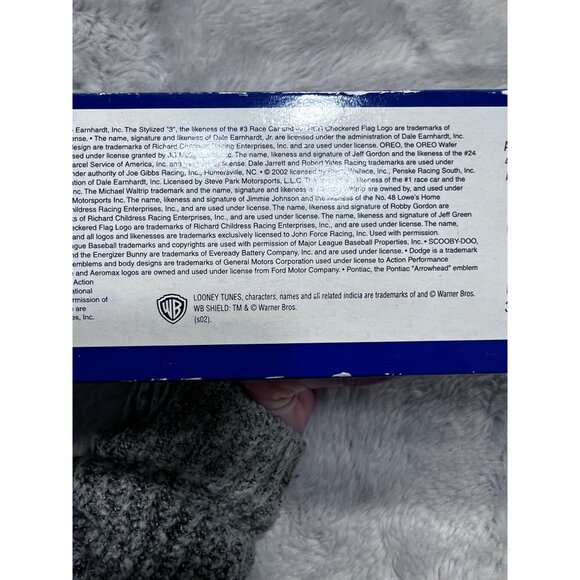 NASCAR Trailer Rig Nilla Wafers Diecast 1:64 Scale - Picture 4 of 8